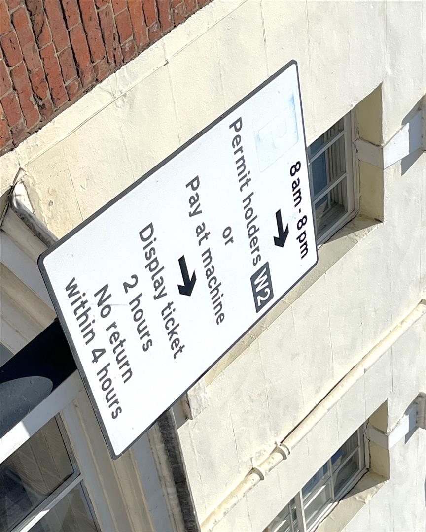 High Street, Warwick 3